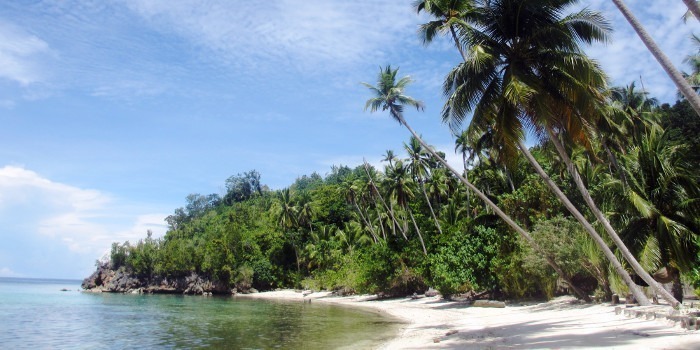 strand sulawesi indonesien togean inseln