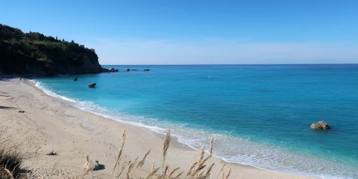 lefkada-avali-strand