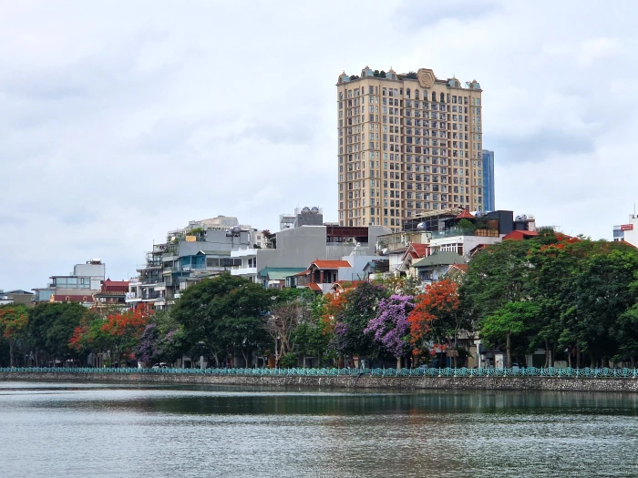 tay-ho-westsee-hanoi-vietnam